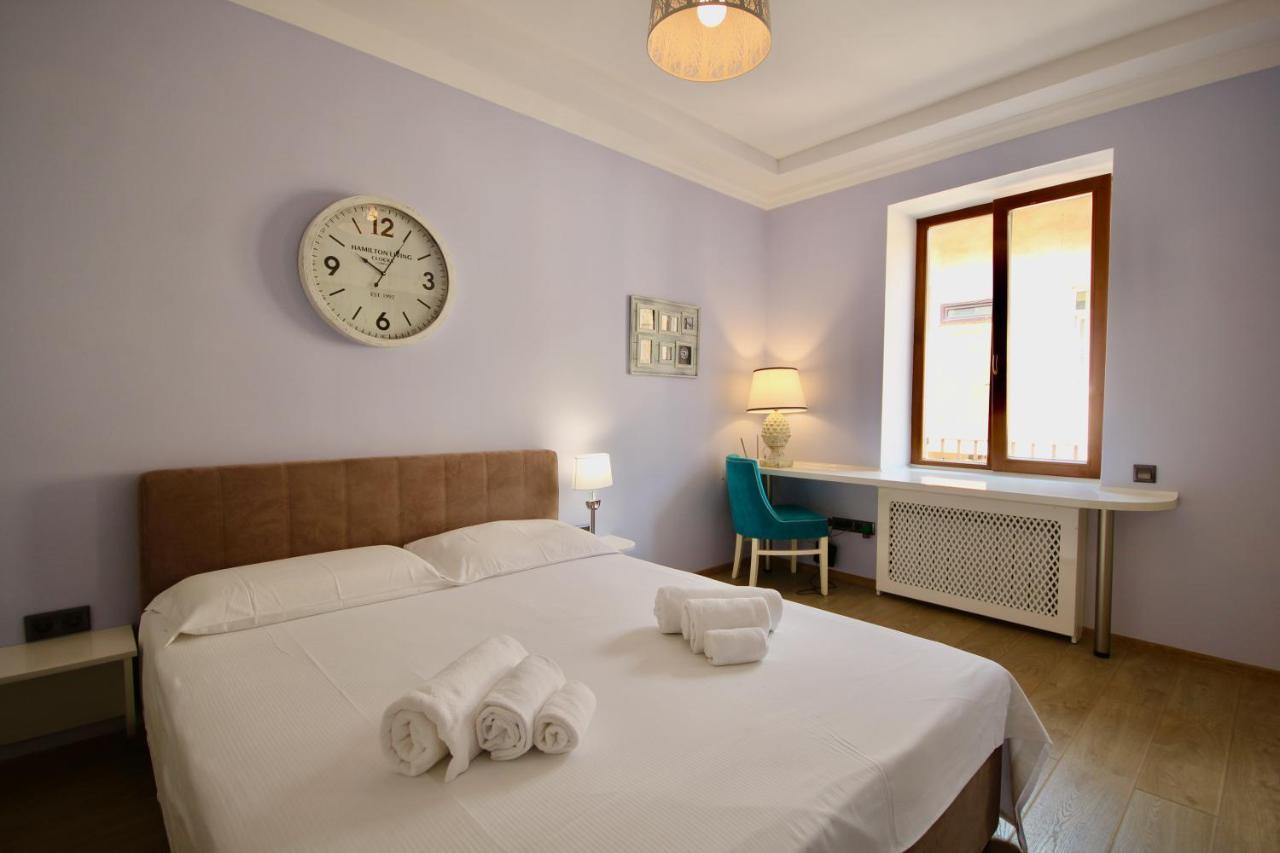 Romantic Lux Vivaldi Suite Svobode Avenue 39 Lviv Bagian luar foto