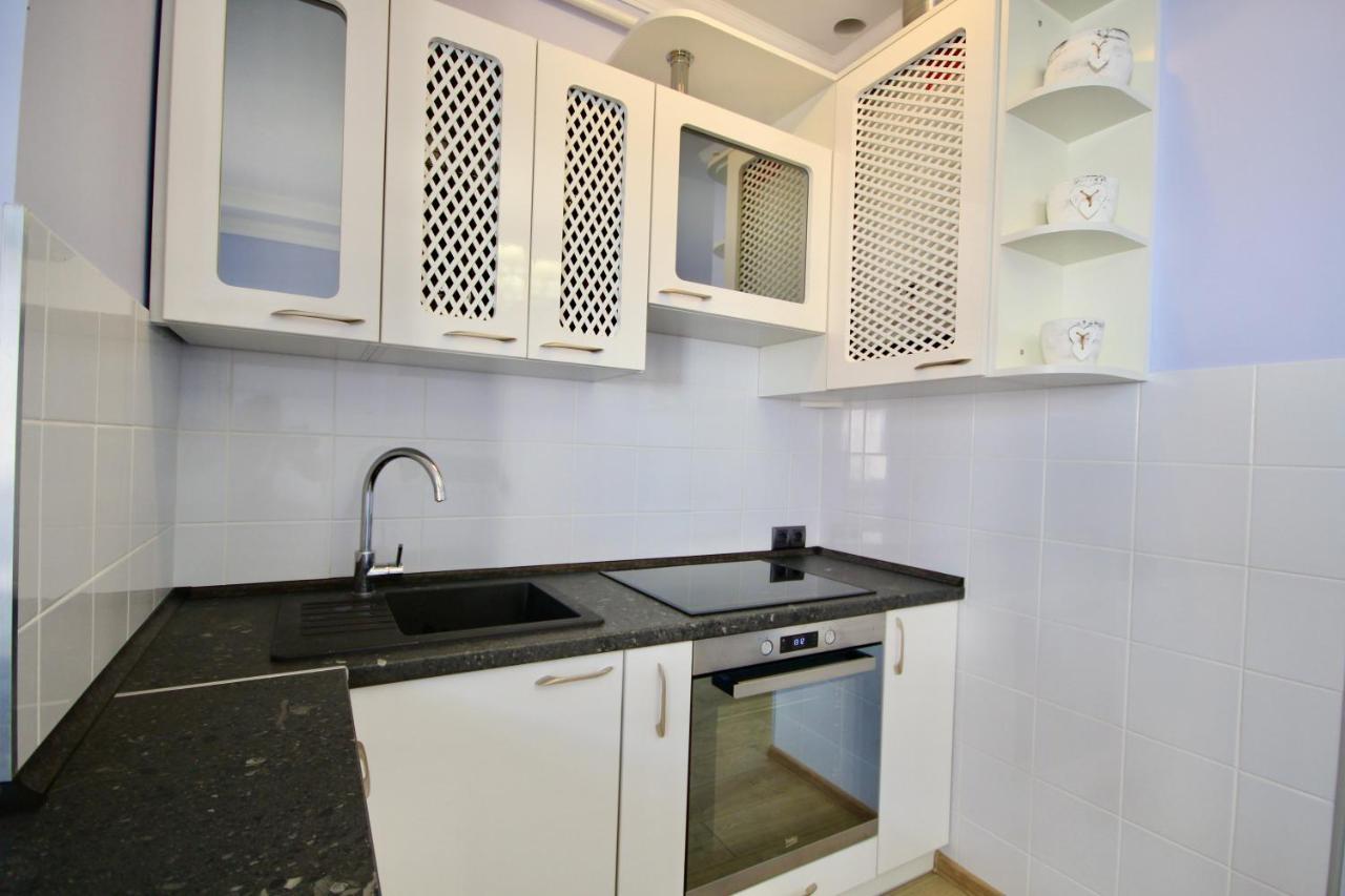 Romantic Lux Vivaldi Suite Svobode Avenue 39 Lviv Bagian luar foto
